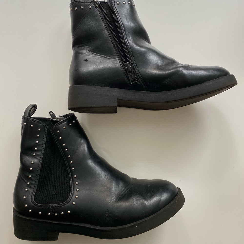 Zara girls black boots size 32 (US 1)